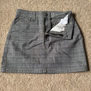 American Eagle Mini Skirt!